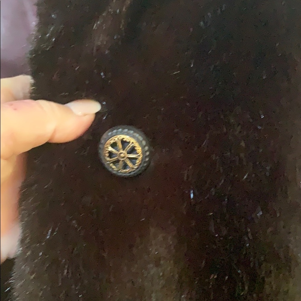 Fur coat - Picture 3 of 5